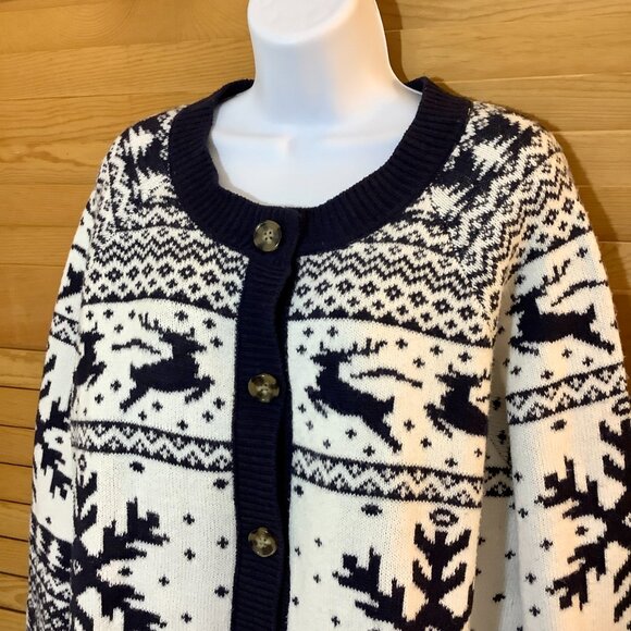 Christmas Sweater  Cardigan Button Reindeer Snowflakes Black White XL - Picture 2 of 8